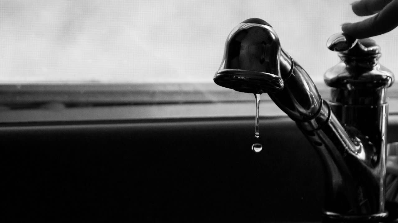 Should you include utilities with rent?